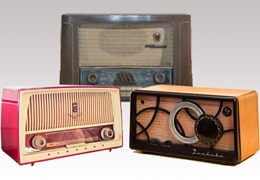 オークション代行取扱い商品アンティークラジオ
